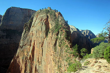 the north ridge of Angels Landing