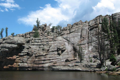 gem lake cliffs