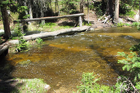 Hunters Creek footbridge