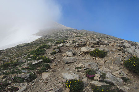 clouds crossing the Northeast Ridge of Elbert