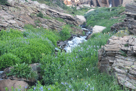 stream coming from Lion Lake 2 to Lion Lake 