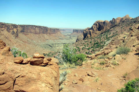 Looking down to the wash